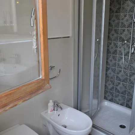 Osimo B&B לינה וארוחת בוקר 3*