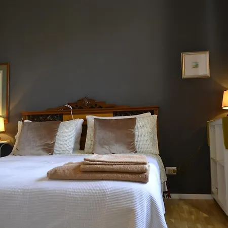לינה וארוחת בוקר Osimo B&B